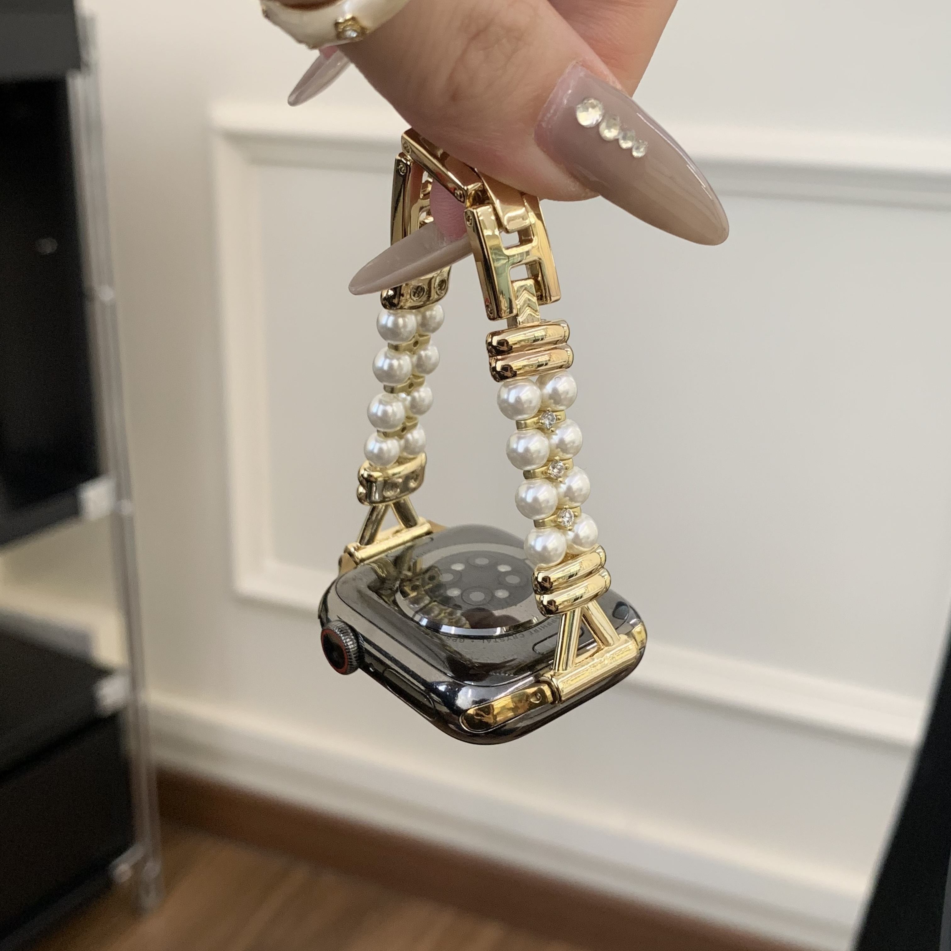 V-Type Pearl Bracelet