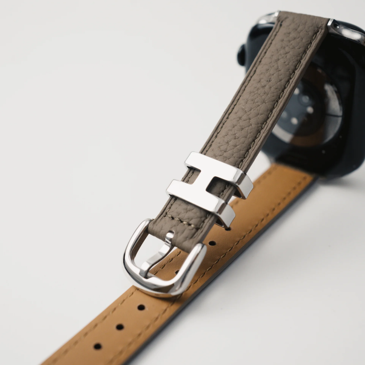 Luxurious Leather Band Pro