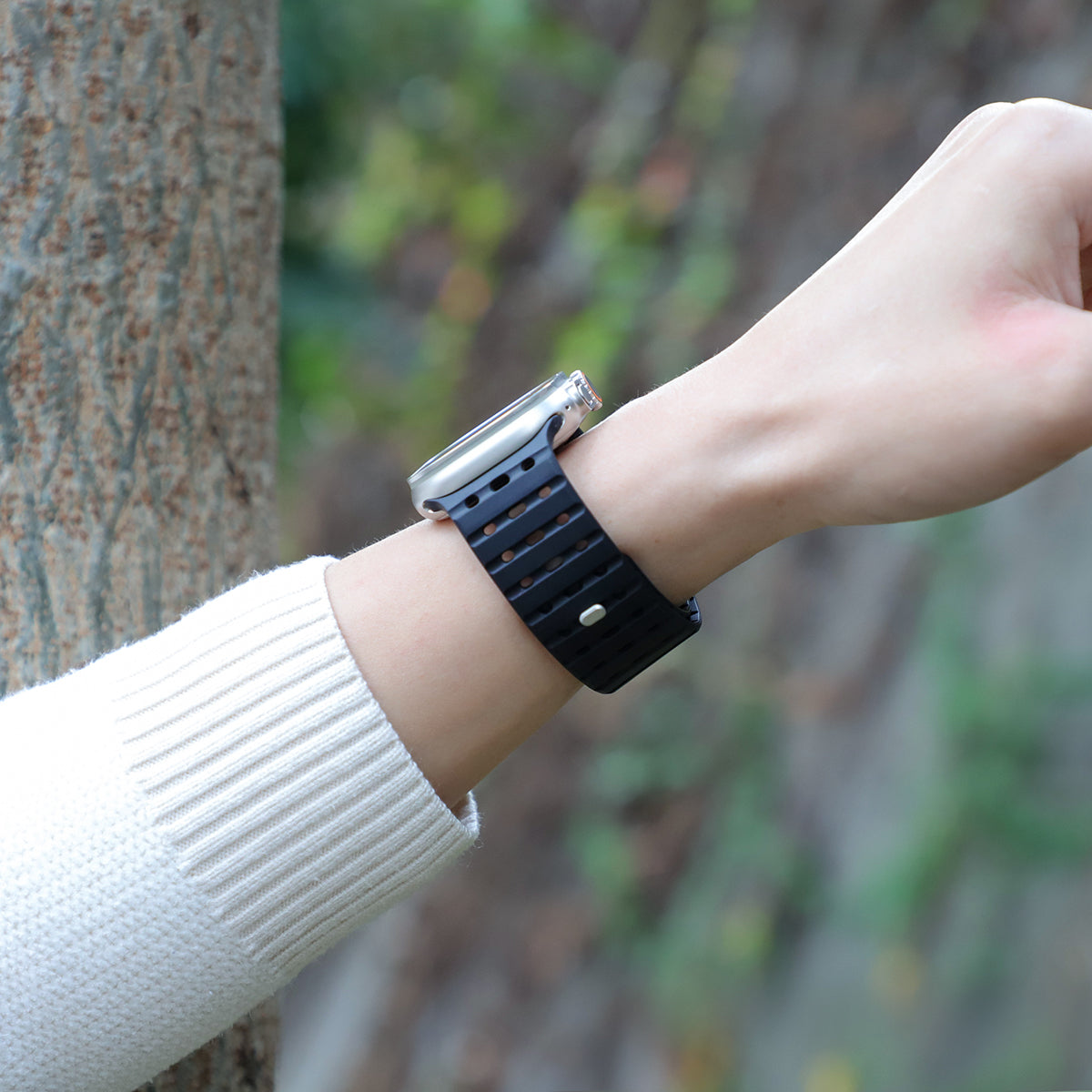 AW Breathable Magnetic Silicone Strap For Apple Watch