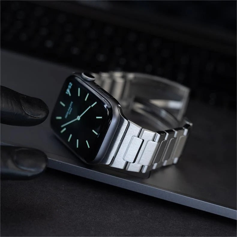 Old Money Luxurious Titanium Band For Apple Watch