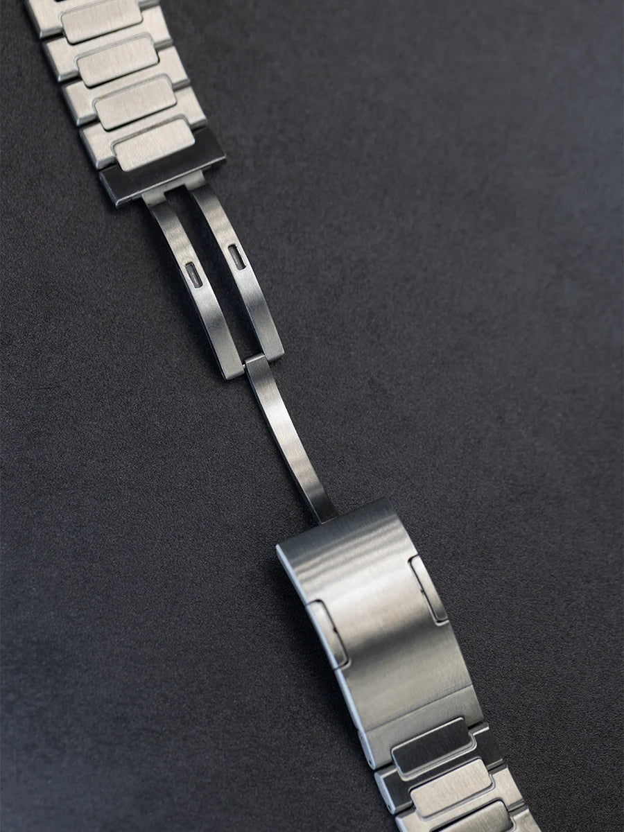 Old Money Luxurious Titanium Band For Apple Watch