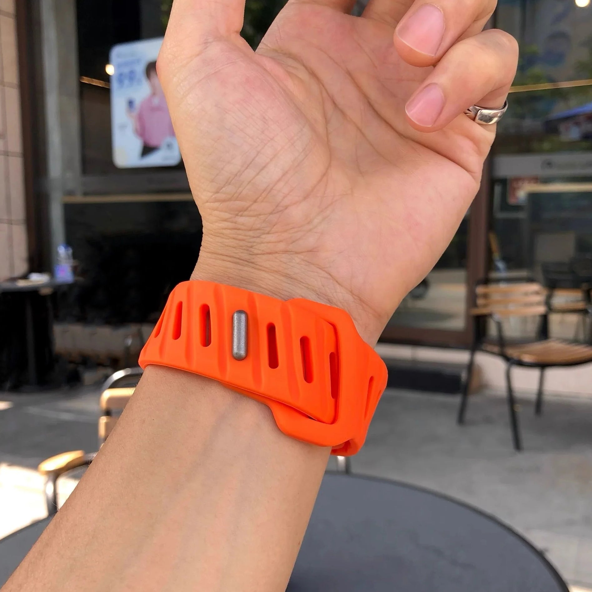 Slanted hole silicone sports strap For Apple Watch