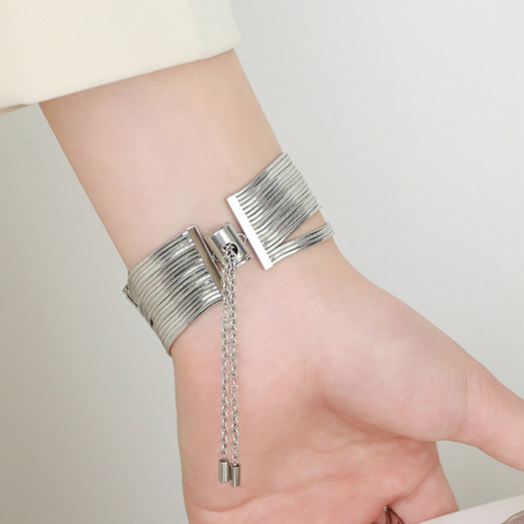 Boho Metallic Tassel Bracelet