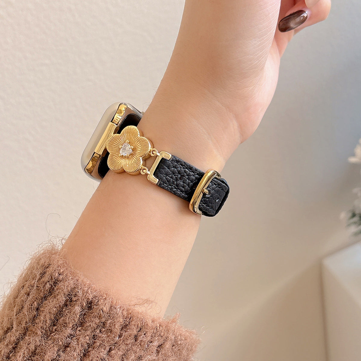 Sparkling Petal Leather Bracelet For Apple Watch